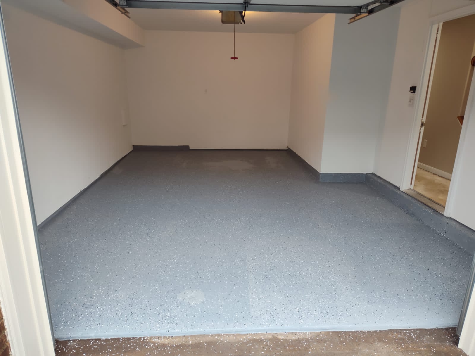 This is Ryan garage epoxy job (3)