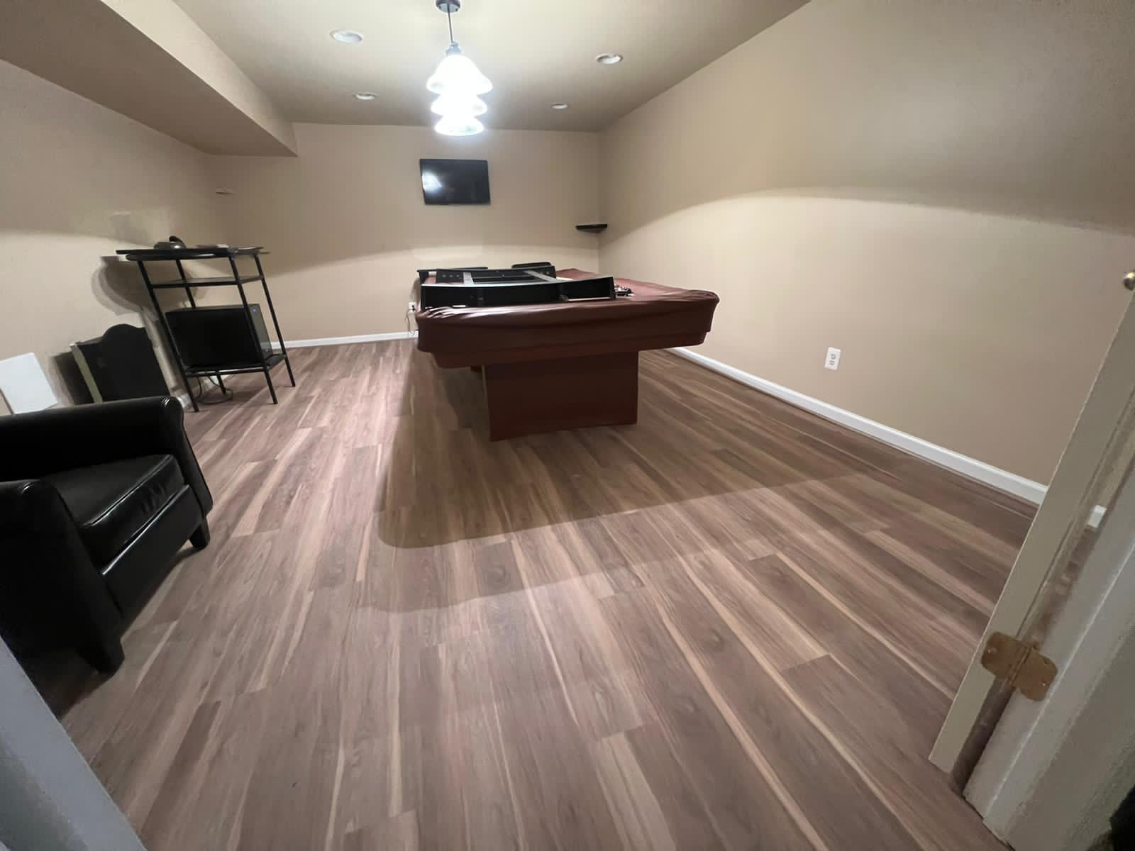 Bristol Va Basemen Drywall Work ,Painting Work And Flooring (19)