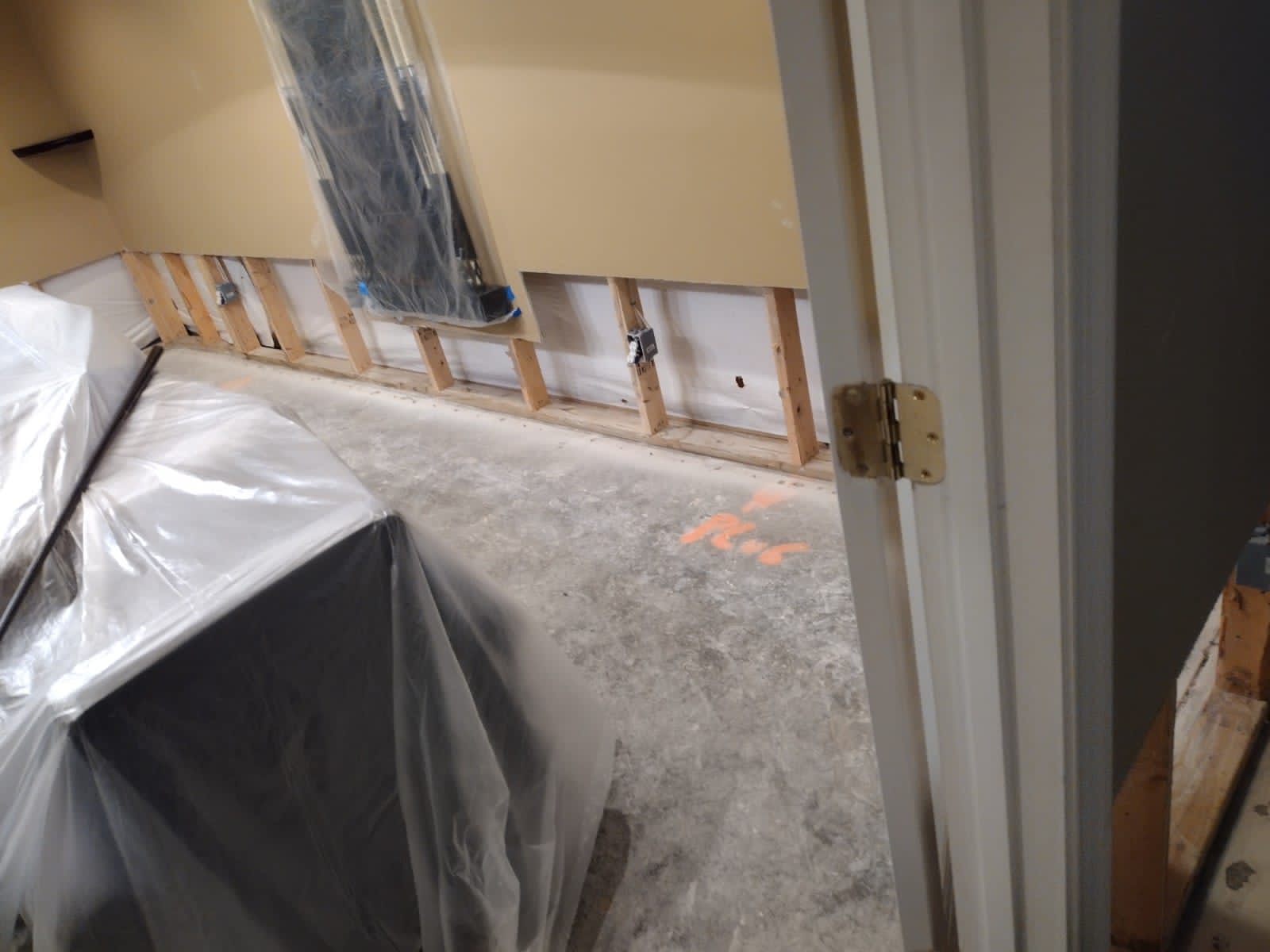 Bristol Va Basemen Drywall Work ,Painting Work And Flooring (2)