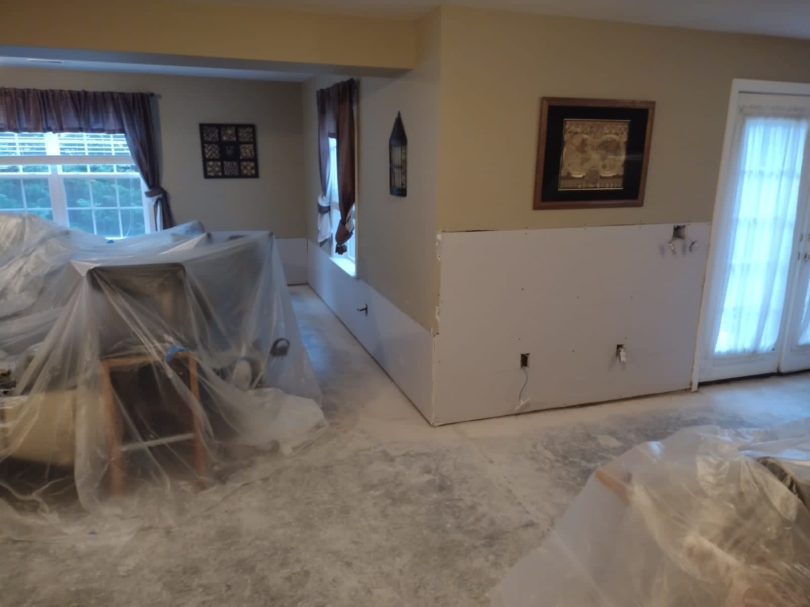 Bristol Va Basemen Drywall Work ,Painting Work And Flooring (33)